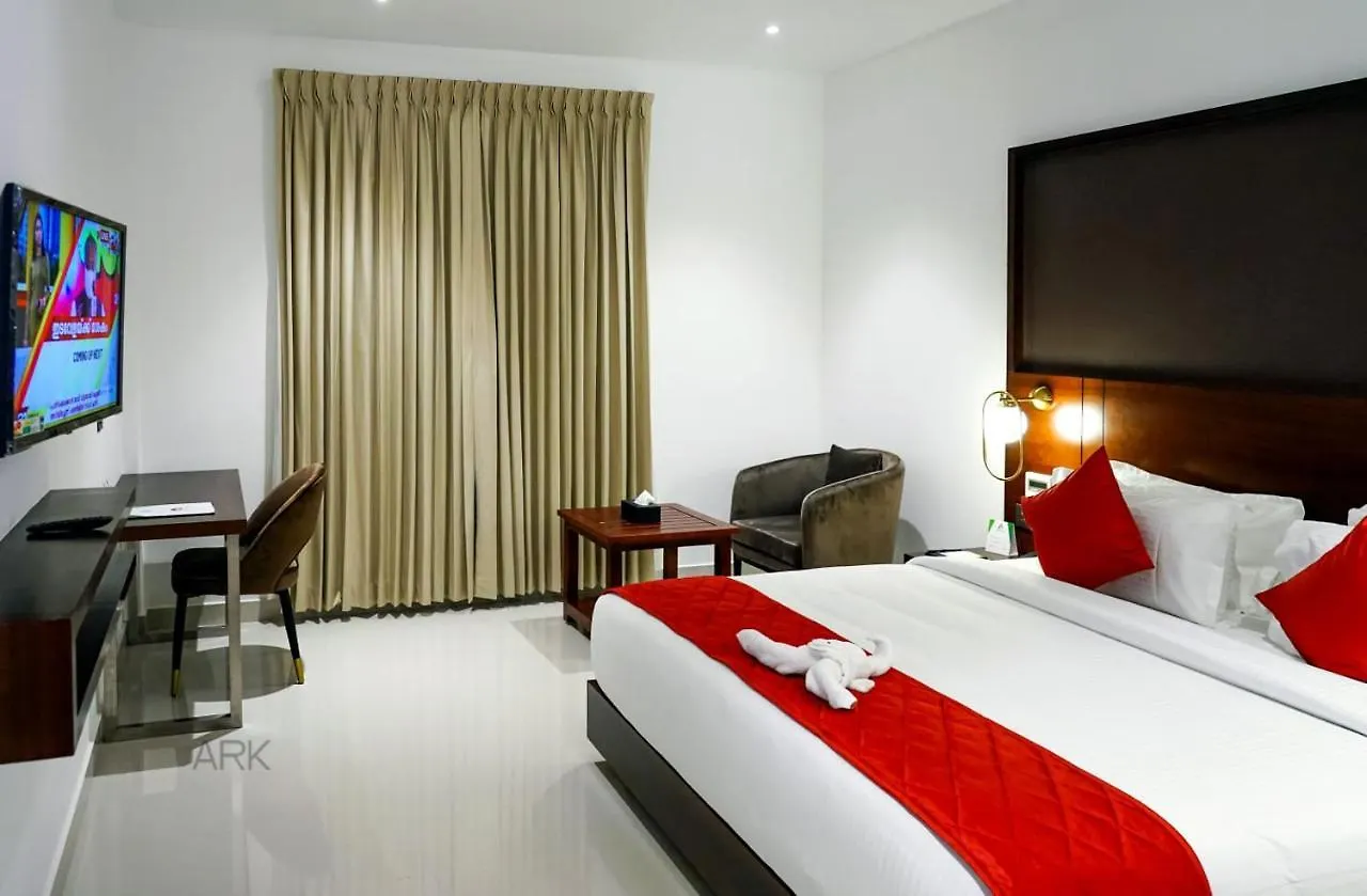 Ark Hotel And Convention Centre Mundur India