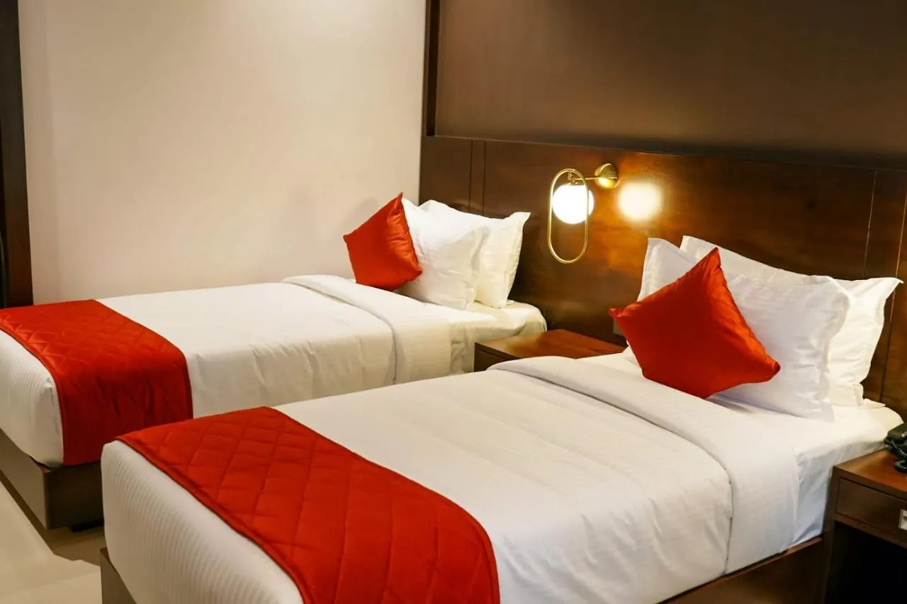 Ark Hotel And Convention Centre Mundur