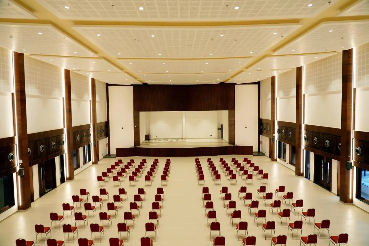 Ark Hotel And Convention Centre Mundur