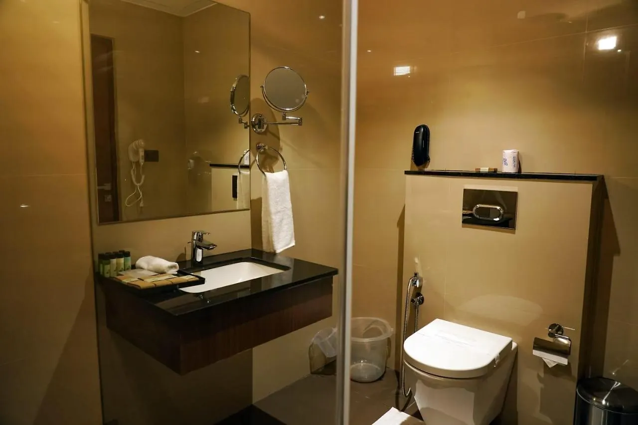 Ark Hotel And Convention Centre Mundur